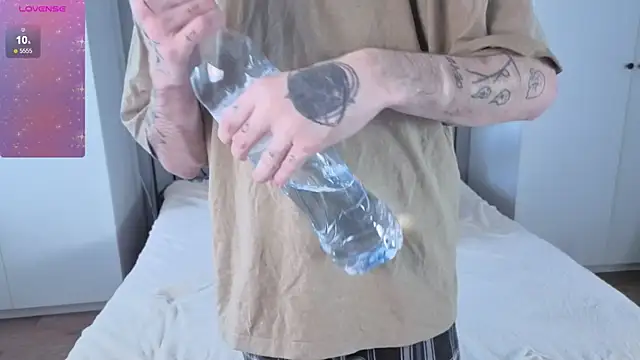 Danny loves Mary online show from January 11, 7:24 am