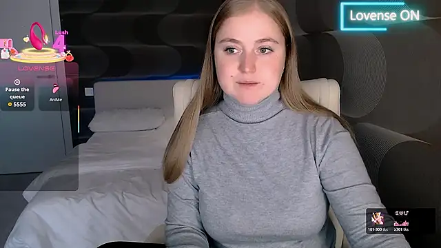 Snapshot of Kate_Moan chatting on January 17, 6:29 am Kate Moan online show from January 17, 6:29 am