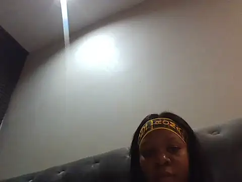 zoeyTa online show from November 10, 7:24 pm