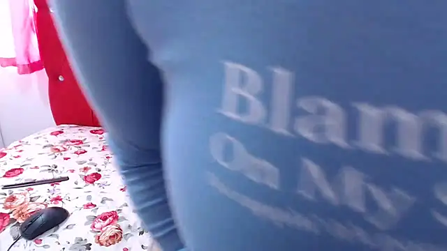 CurvyBabe36 online show from January 19, 10:52 am