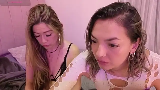 Hanna and samanthaa online show from December 2, 8:48 pm