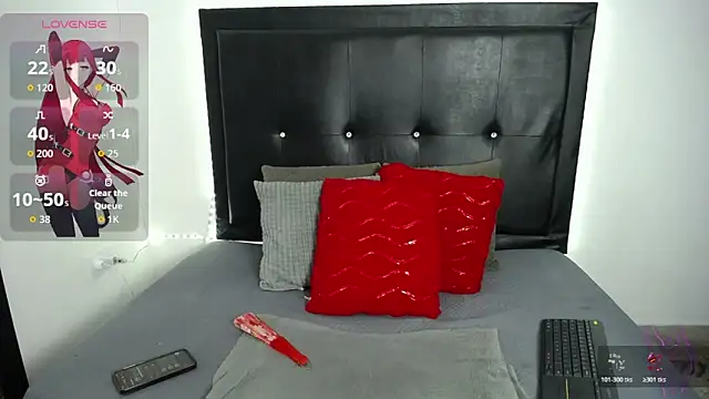 perla stone 20 online show from February 12, 8:59 pm