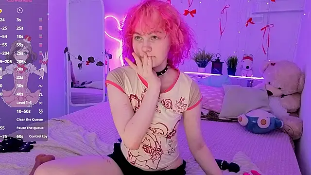 Awawrin online show from February 3, 8:58 pm