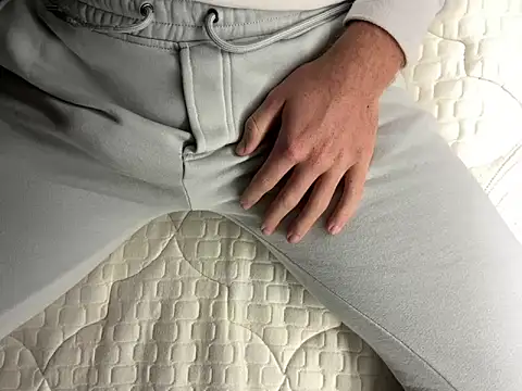 fra06  online show from December 1, 4:23 pm