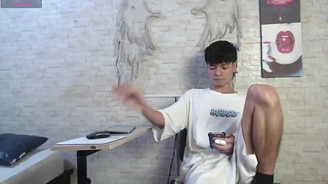 axel milo kairo and noa online show from February 20, 3:56 pm