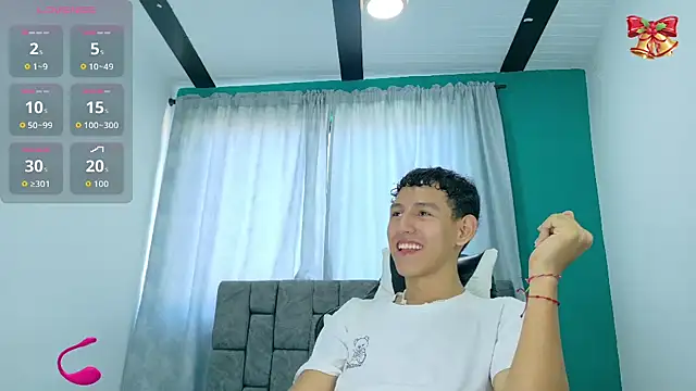 FelipeGonzalezz online show from November 27, 12:51 pm