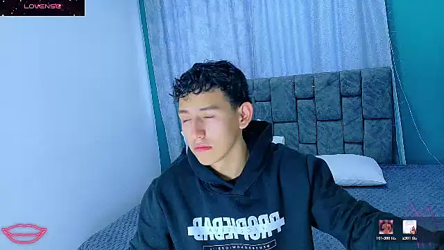 FelipeGonzalezz online show from January 14, 12:44 pm