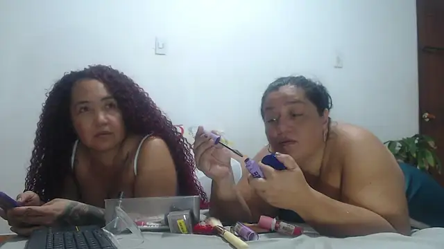 Snapshot of bigMaturevibes chatting on November 20, 2:23 am bigMaturevibes online show from November 20, 2:23 am