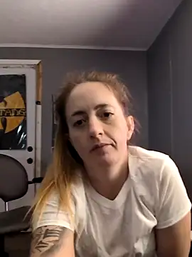 sexxxilexxxi44 online show from November 24, 9:03 pm