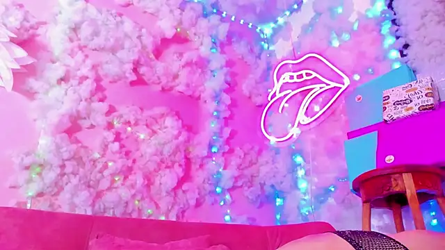 Snapshot of ivy_ary chatting on December 5, 8:05 pm ivy ary online show from December 5, 8:05 pm