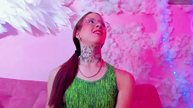 Snapshot of ivy_ary chatting on January 9, 7:59 pm ivy ary online show from January 9, 7:59 pm