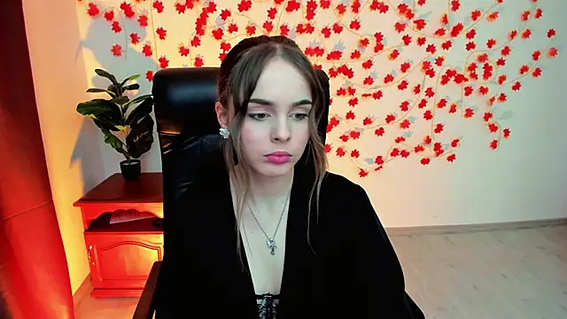 AlicaLOVEalisa777 online show from January 13, 3:06 pm