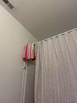 Ashleythelatina online show from June 30, 1:45 pm