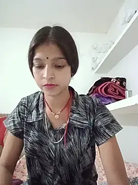 Mohnicute online show from May 16, 9:17 am