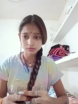Mohnicute online show from May 20, 10:43 am