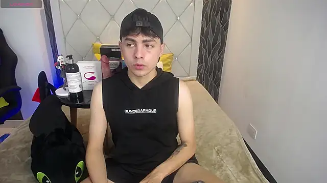 Samu FoXXX online show from November 25, 8:20 pm