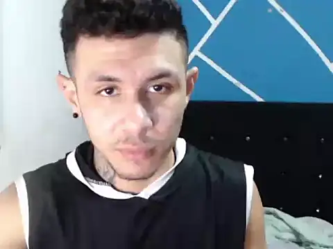 Snapshot of damiansexyboy69 chatting on November 12, 11:36 pm damiansexyboy69 online show from November 12, 11:36 pm