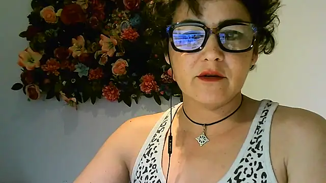 zaidapink1990 online show from March 20, 6:57 pm