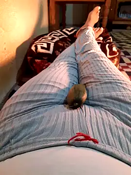 Tota sexi online show from December 3, 11:14 pm