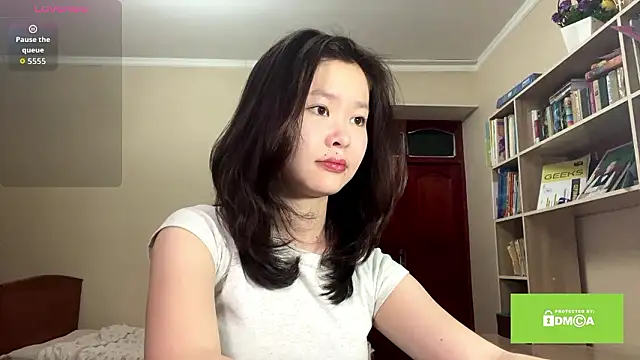 Snapshot of HuldaKye chatting on February 26, 12:04 pm HuldaKye online show from February 26, 12:04 pm