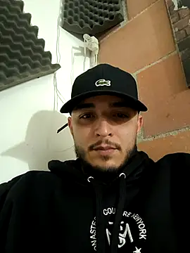 mohamedkarimm online show from November 16, 1:55 am