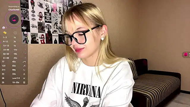 JestineParslow online show from December 2, 8:26 pm