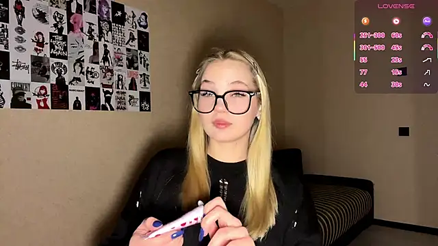 JestineParslow online show from January 6, 8:34 pm