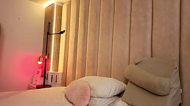 Iamnyxy online show from April 22, 12:50 pm