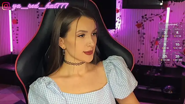 -RED HAT- online show from April 3, 5:11 pm