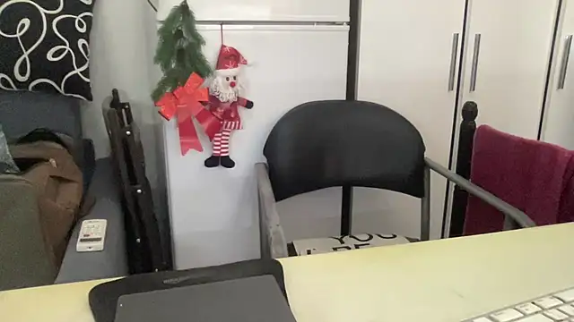 coach-karl online show from December 22, 12:57 pm