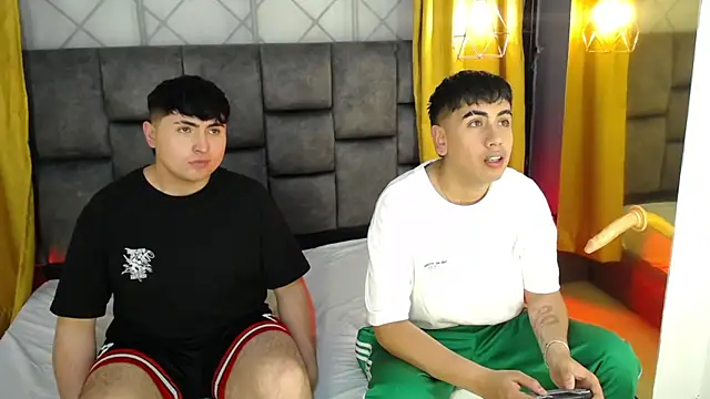 Alex Beamont online show from November 13, 8:08 pm