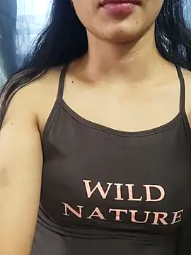 Snapshot of Desire_Lu chatting on November 13, 10:47 am Desire Lu online show from November 13, 10:47 am