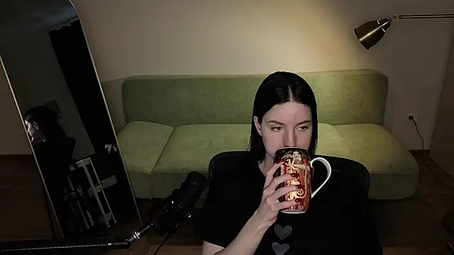 v crizis324 online show from June 27, 4:34 pm