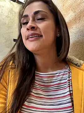 Snapshot of valeria_absurdah chatting on November 29, 7:39 pm valeria absurdah online show from November 29, 7:39 pm