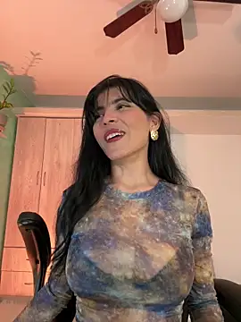 Cristal Cerati  online show from March 18, 10:35 pm