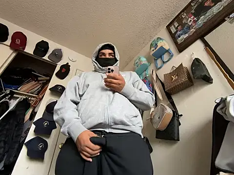 tinydick600  online show from November 15, 11:43 pm