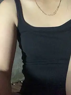 Snapshot of Winnie-sexy chatting on May 24, 10:15 pm Winnie-sexy online show from May 24, 10:15 pm