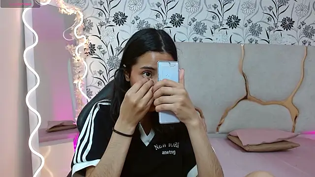 Joselyn tay online show from March 12, 2:23 pm