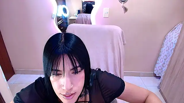 Snapshot of catte_jensen chatting on June 30, 5:30 am catte jensen online show from June 30, 5:30 am