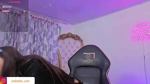 ISABELA TAY online show from May 7, 11:59 am