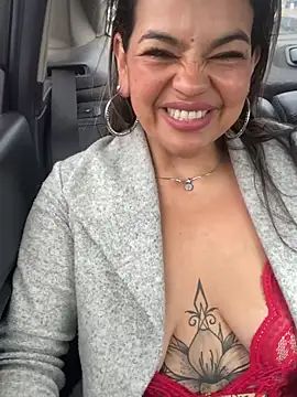 tasha velvet online show from March 19, 2:32 pm