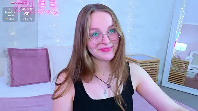 MadisonSmitt online show from February 2, 5:39 am