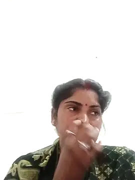 Snapshot of Pushpa_hotty chatting on February 1, 11:47 pm Pushpa hotty online show from February 1, 11:47 pm