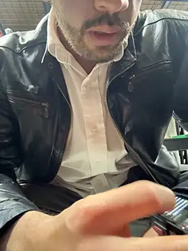 Snapshot of Dihotbi chatting on December 17, 12:27 am Dihotbi online show from December 17, 12:27 am