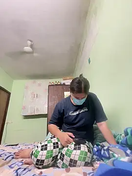 Cute hotzara online show from March 26, 5:35 am