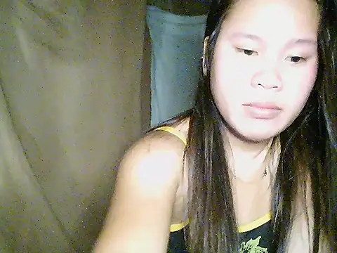 Snapshot of mia_kittykitty chatting on November 13, 6:18 pm mia kittykitty online show from November 13, 6:18 pm