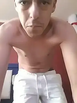 Snapshot of Junior_47 chatting on February 5, 11:09 pm Junior 47 online show from February 5, 11:09 pm