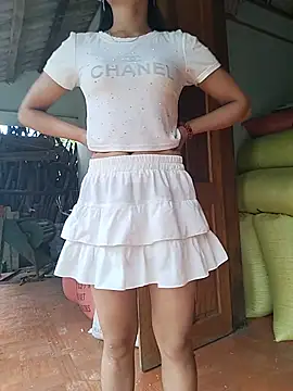 Snapshot of gugu0022 chatting on July 5, 10:50 pm gugu0022 online show from July 5, 10:50 pm