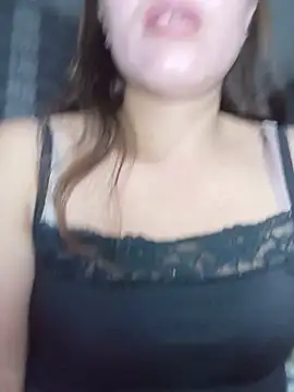 Snapshot of Lyly_sexyy chatting on June 20, 12:41 pm Lyly sexyy online show from June 20, 12:41 pm