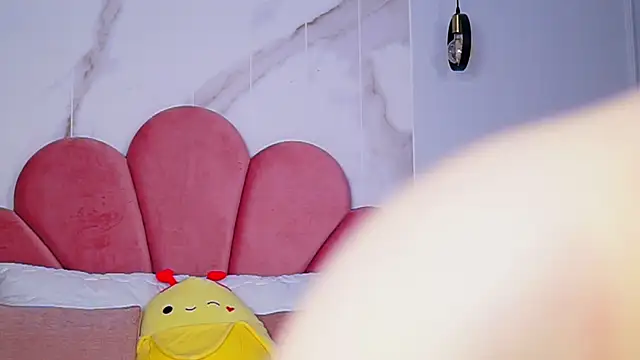 Scarlett Veyra online show from December 1, 7:13 am